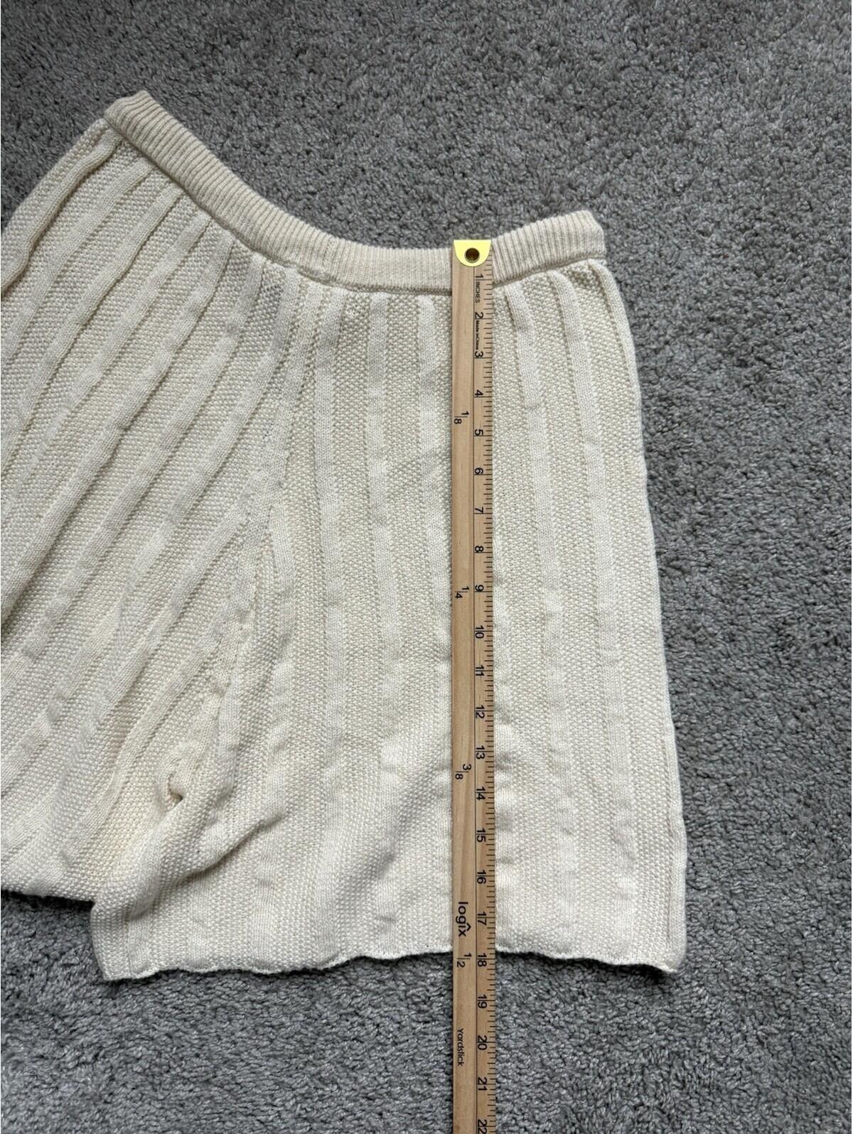 Wol Hide Nwt Women’s Ecru Size S/M Wide Ribbed Shorts Minimalist Luxury Baggy — image 8 of 8